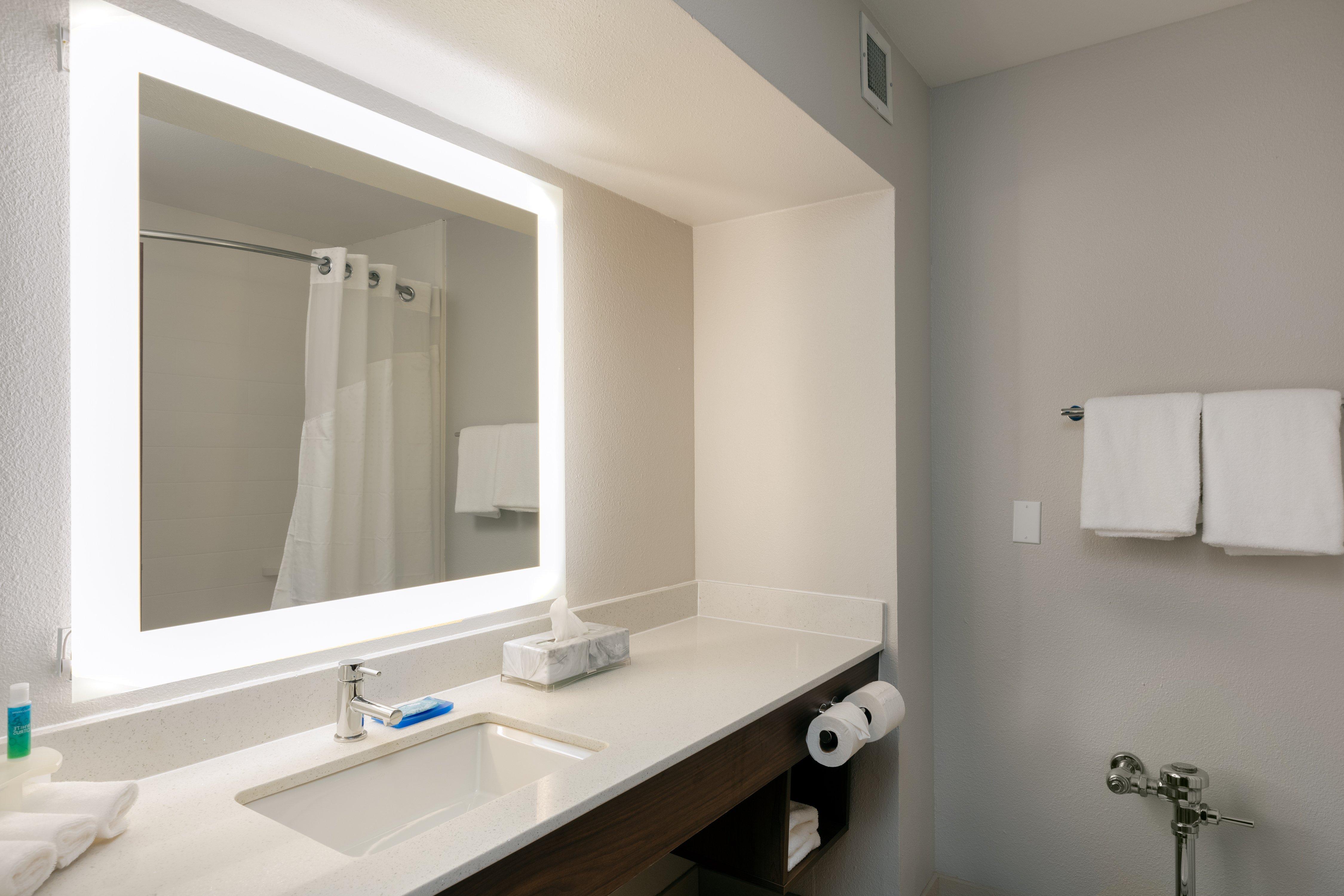 Holiday Inn Express & Suites Milton East I-10 By Ihg Екстериор снимка