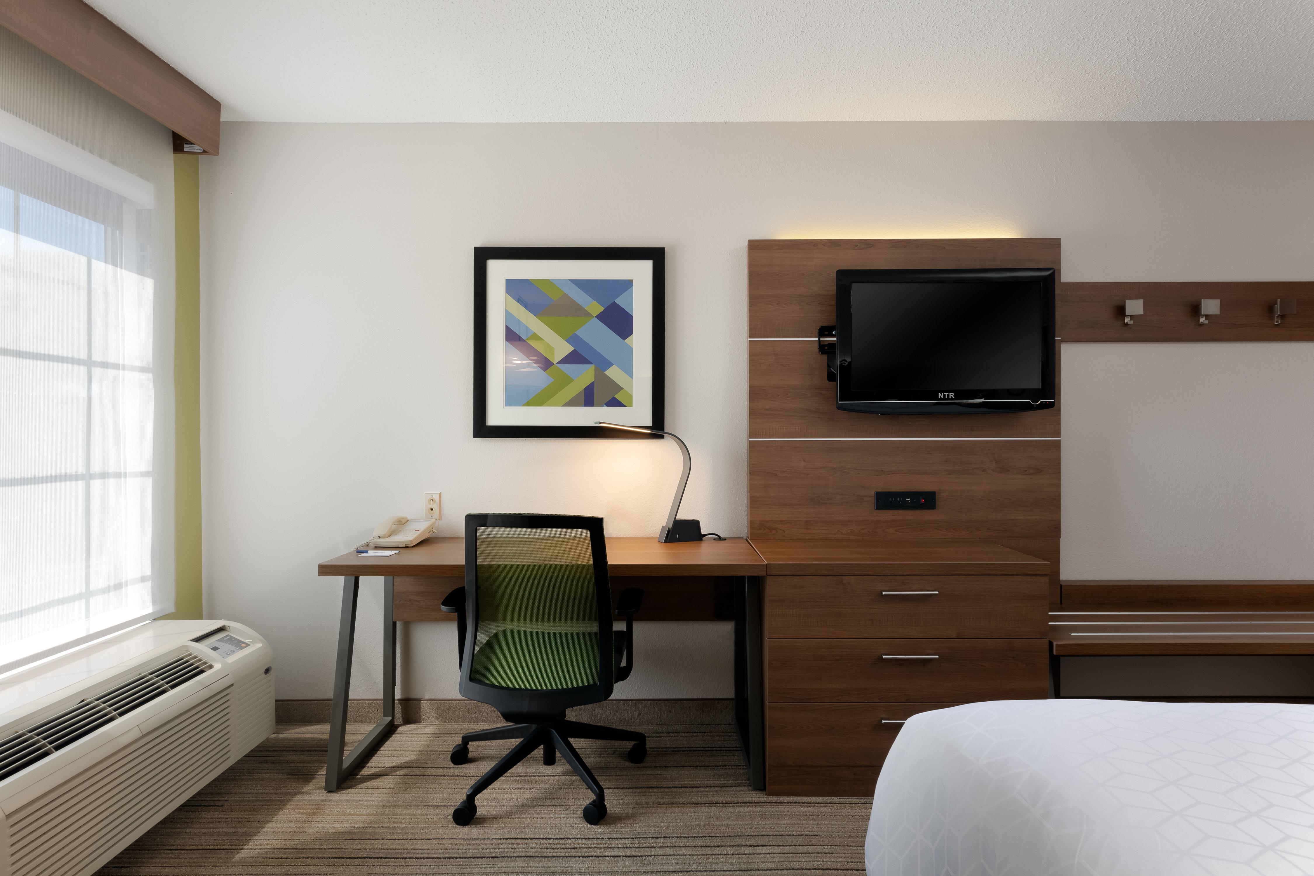 Holiday Inn Express & Suites Milton East I-10 By Ihg Екстериор снимка
