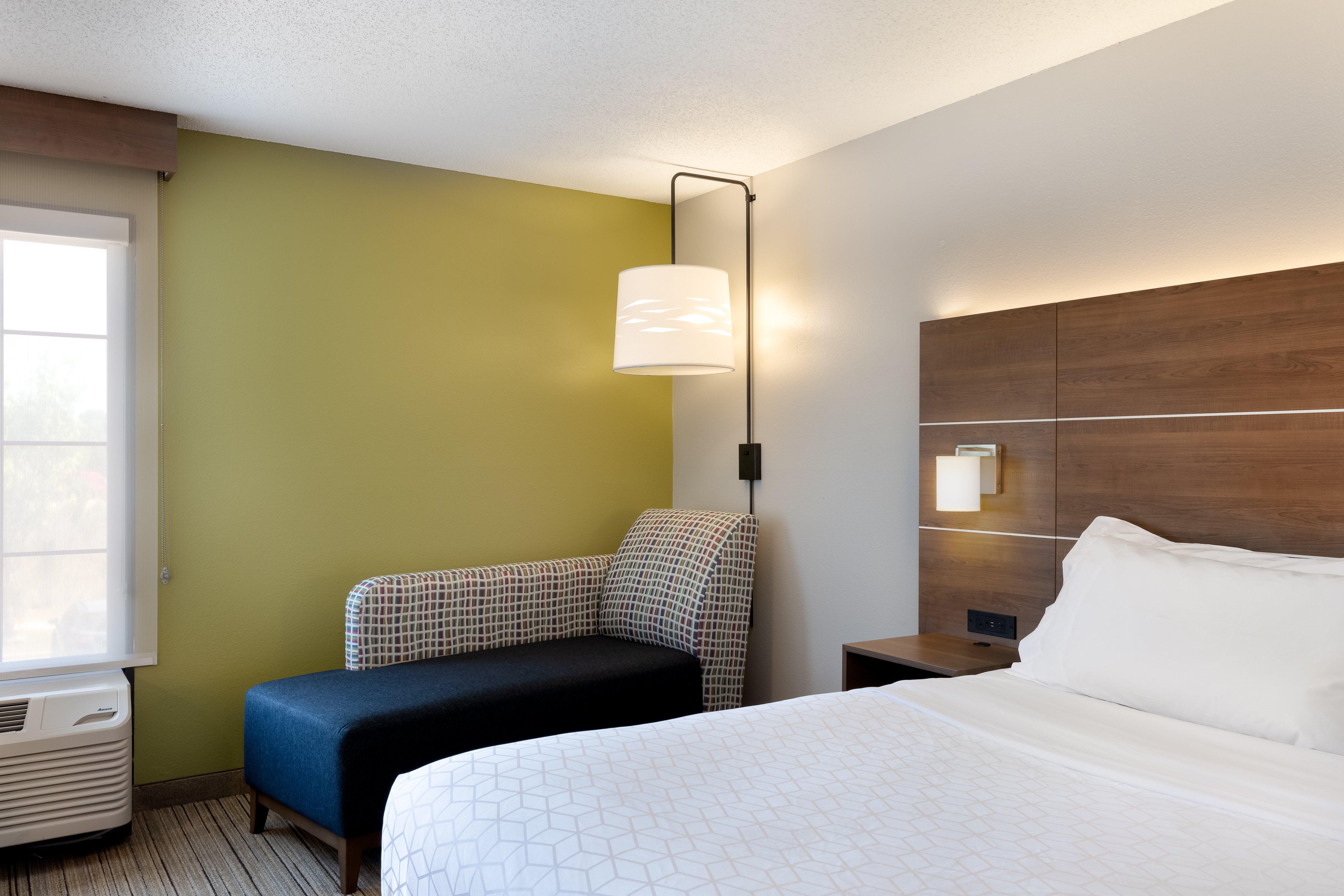 Holiday Inn Express & Suites Milton East I-10, An Ihg Hotel Екстериор снимка